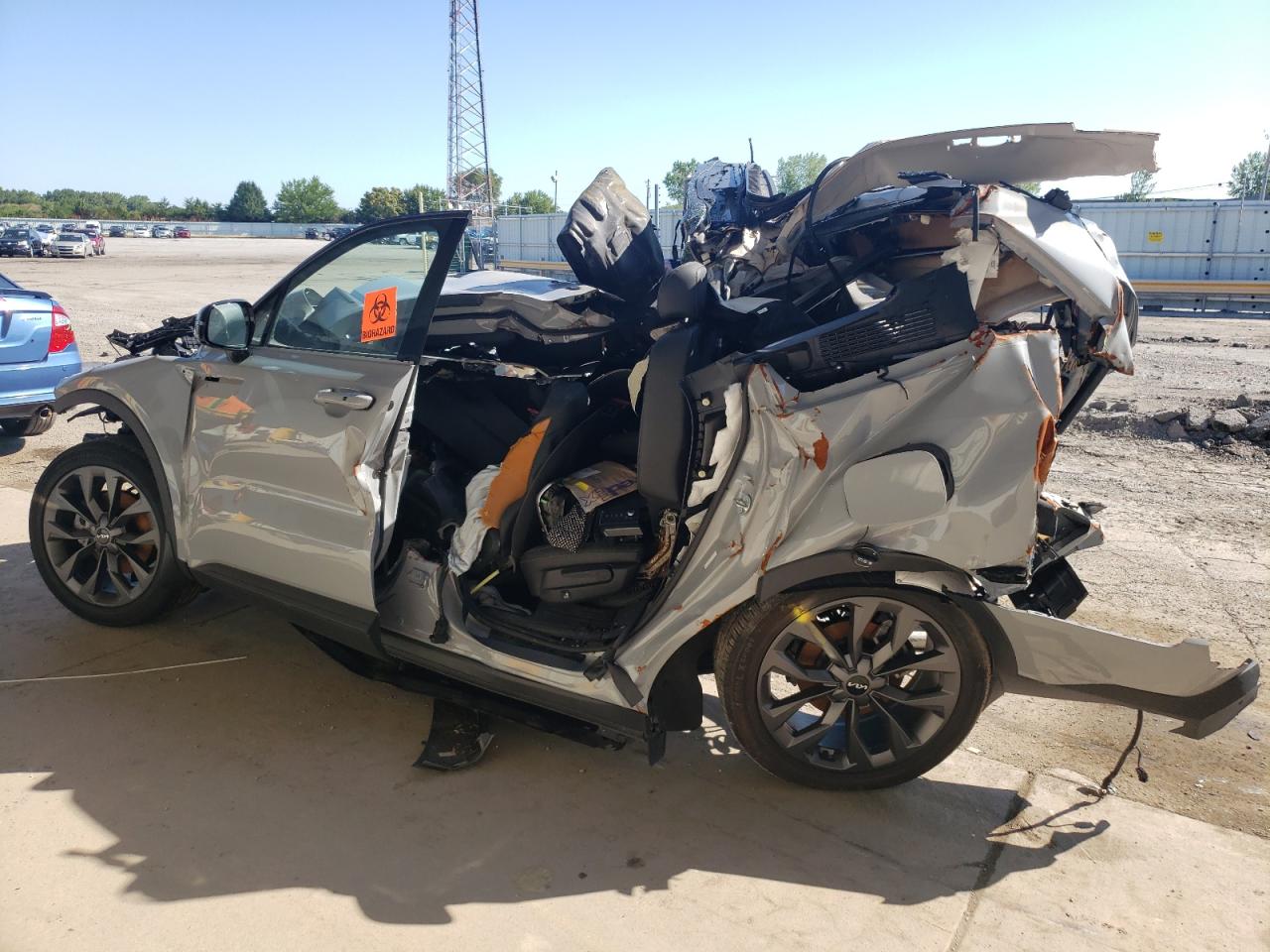 2023 KIA Sorento VIN 5XYRHDLF7PG235166 Copart auction photo, all over damage thumbnail 2