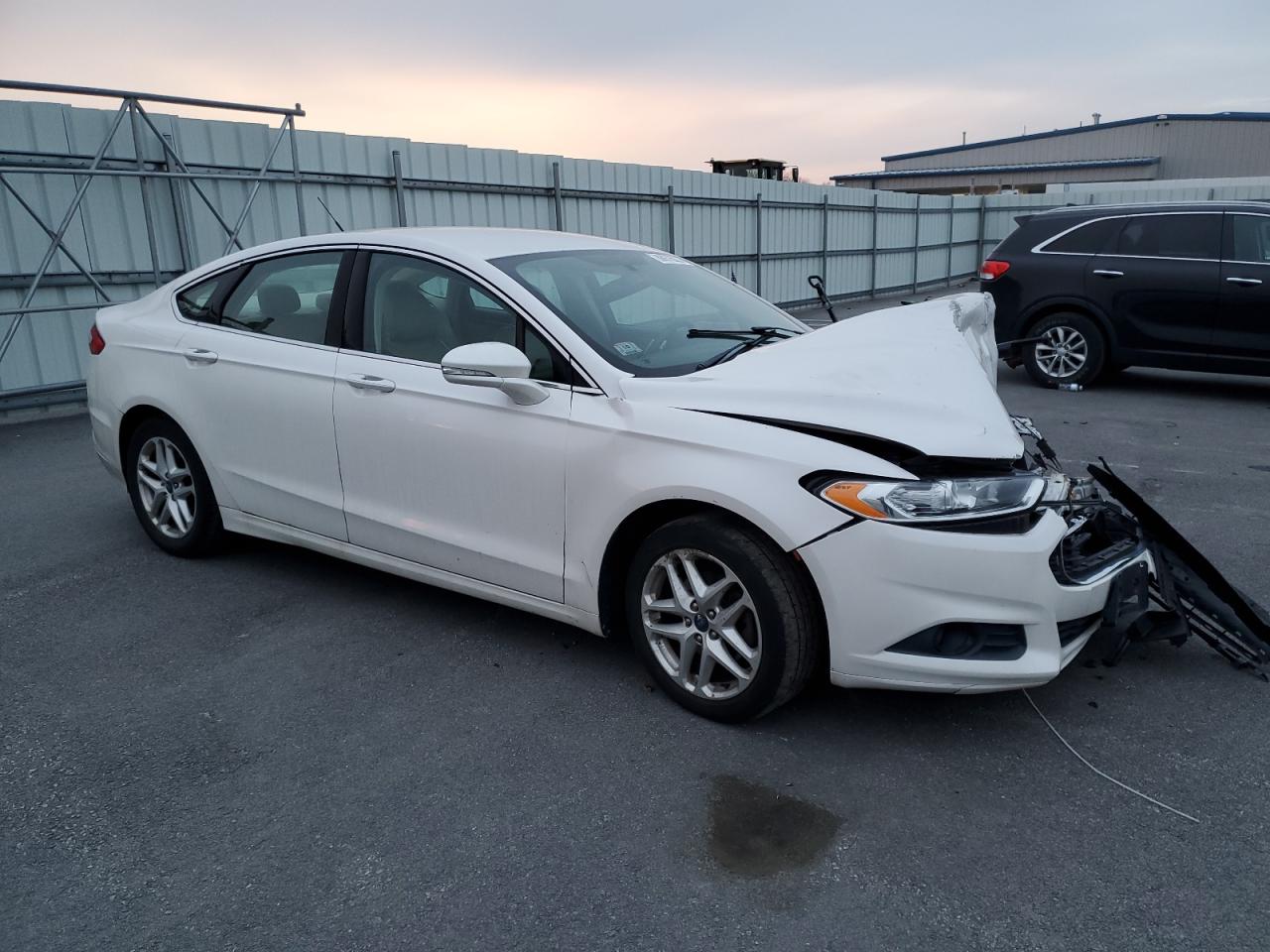 2013 Ford Fusion VIN 3FA6P0HR7DR334904 Copart auction photo, front end / minor dent/scratches damage thumbnail 4
