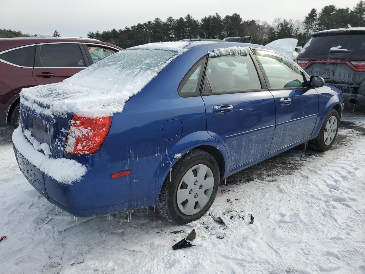2008 Suzuki Forenza VIN KL5JD56Z88K309121 Copart auction photo, front end / minor dent/scratches damage thumbnail 3