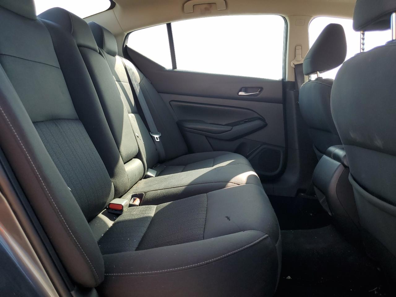 2021 Nissan Altima VIN 1N4BL4DV4MN338187 Copart auction photo, vandalism / minor dent/scratches damage thumbnail 10