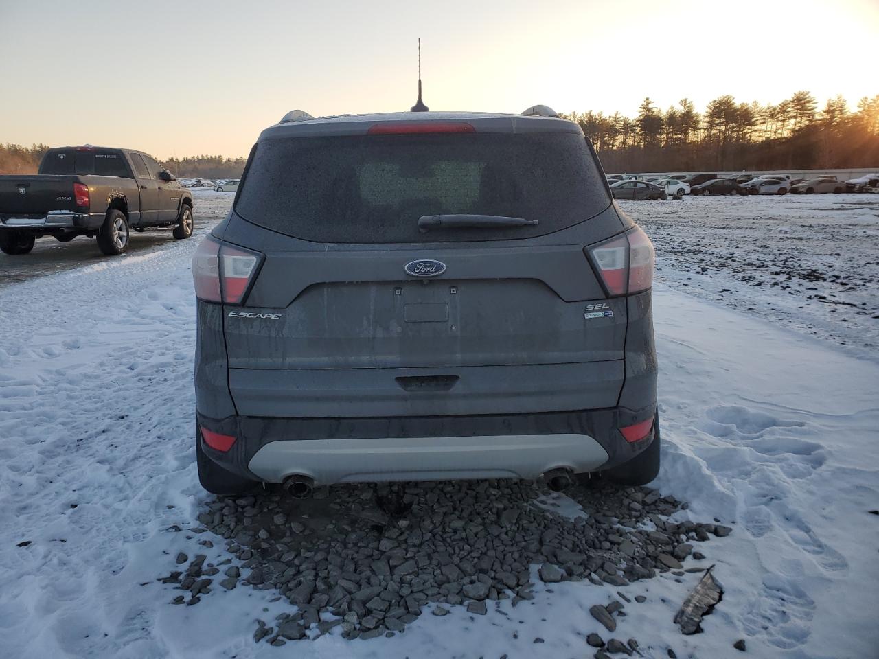2018 Ford Escape VIN 1FMCU9HD0JUC24548 Copart auction photo, mechanical damage thumbnail 6