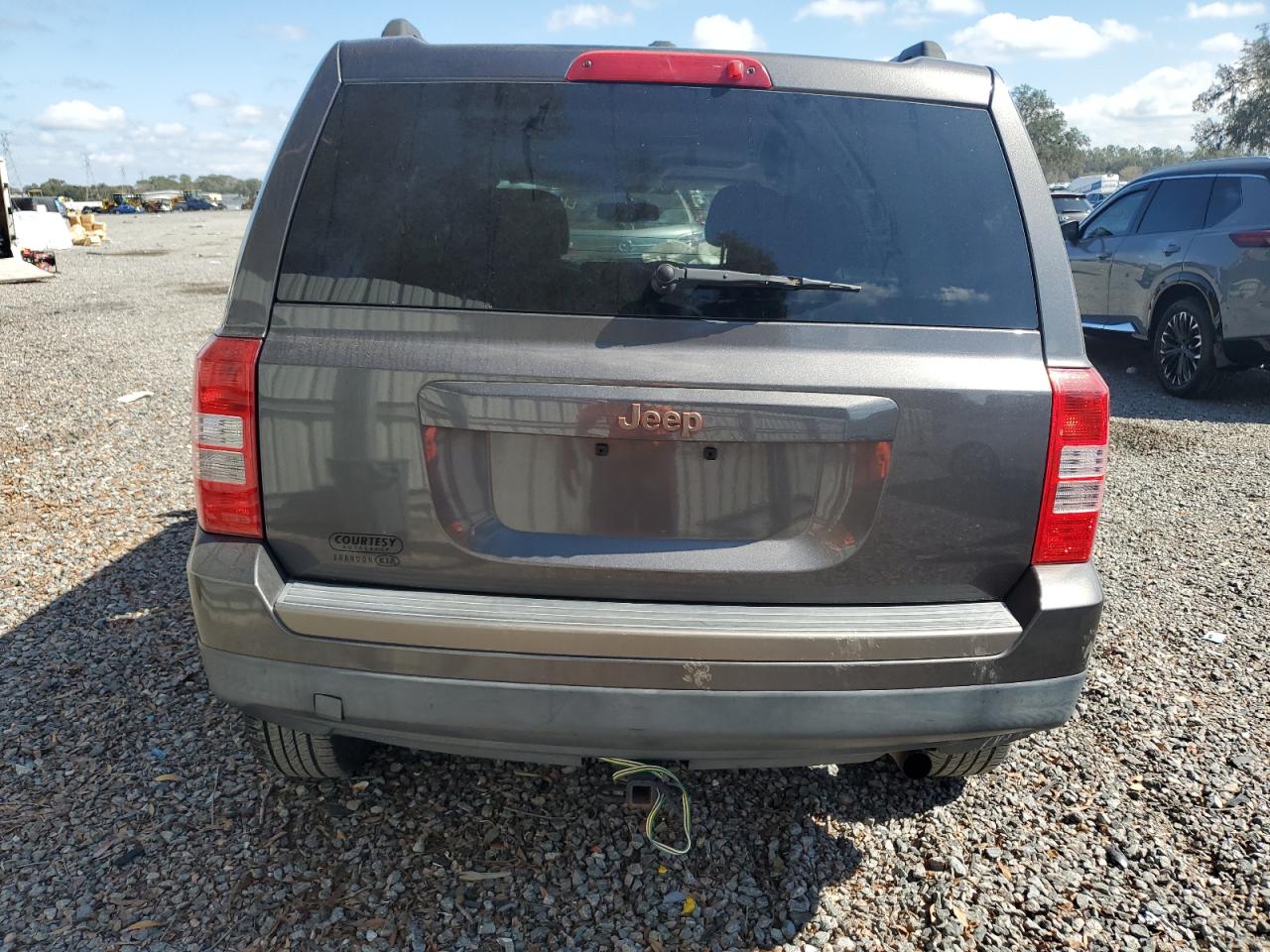 2016 Jeep Liberty (Patriot) VIN 1C4NJPBB5GD684329 Copart auction photo, front end damage thumbnail 6