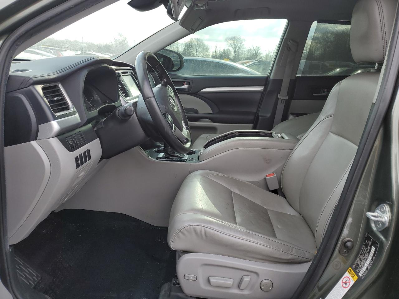 2019 Toyota Highlander VIN 5TDJZRFH1KS707023 Copart auction photo, front end / rear end damage thumbnail 7