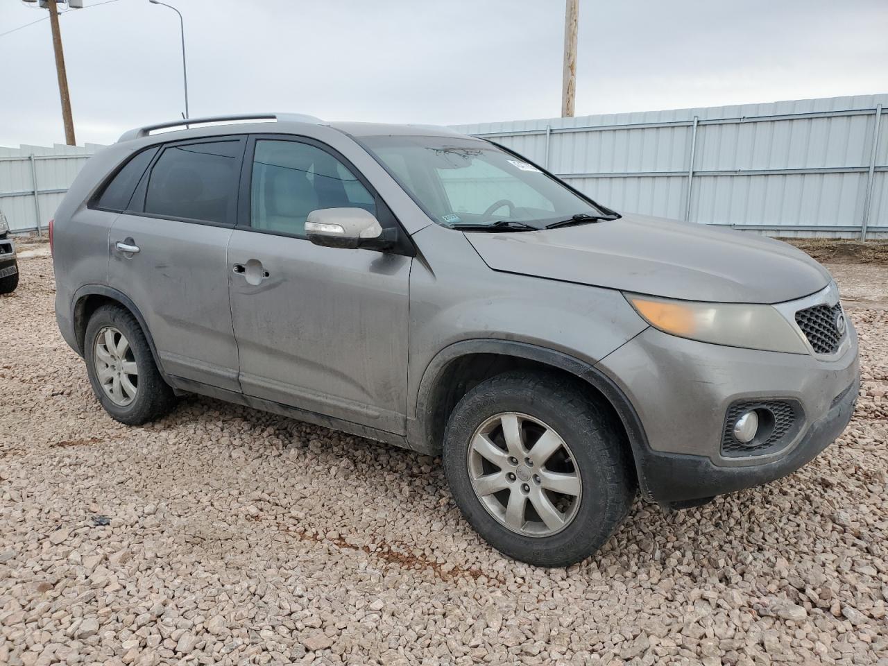 2012 KIA Sorento VIN 5XYKT3A60CG235579 Copart auction photo, hail / mechanical damage thumbnail 4