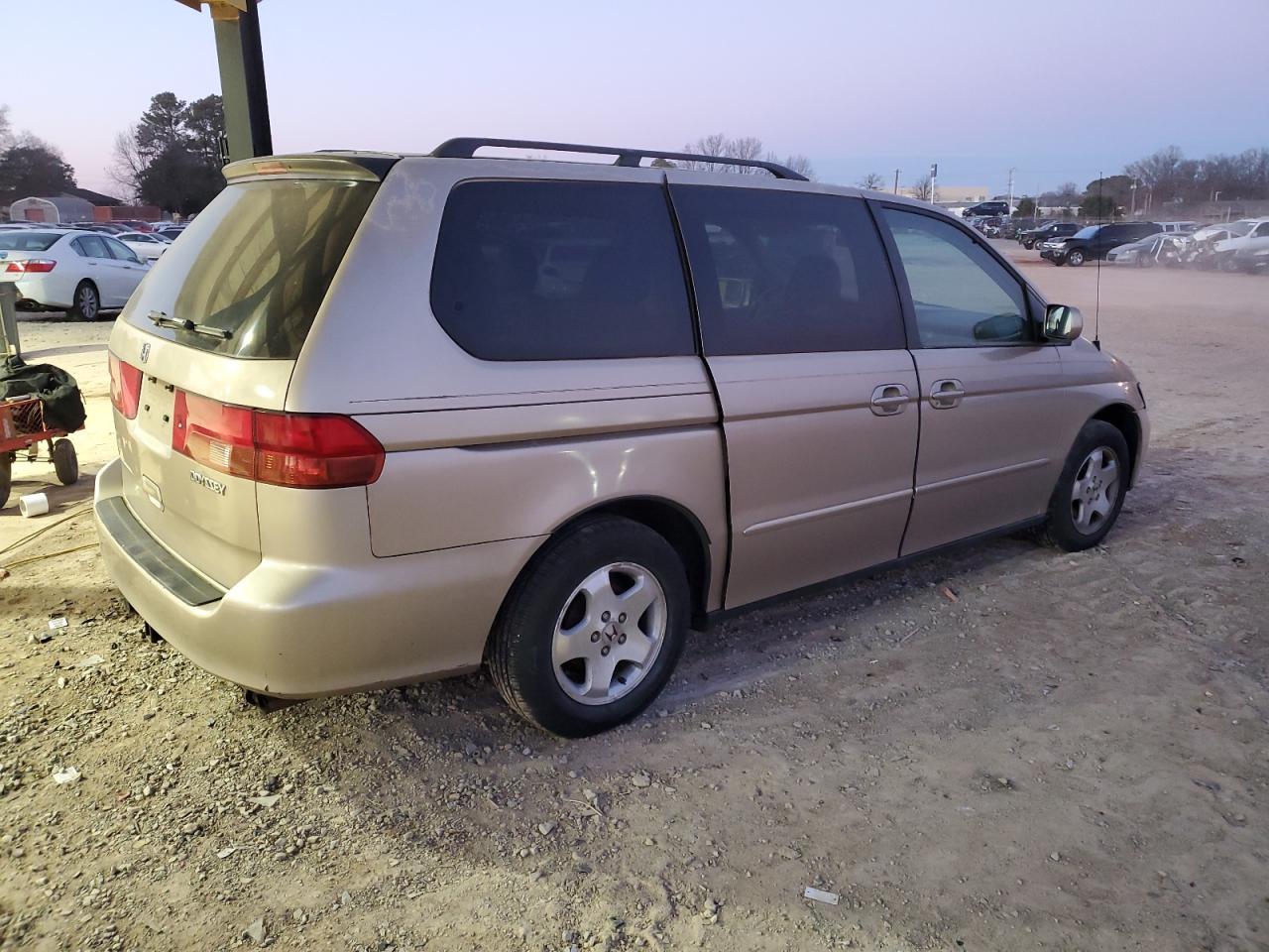 2001 Honda Odyssey VIN 2HKRL18651H540395 Copart auction photo, front end damage thumbnail 3