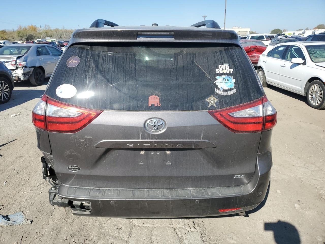 2016 Toyota Sienna VIN 5TDYK3DC0GS765039 Copart auction photo, side / rear end damage thumbnail 6