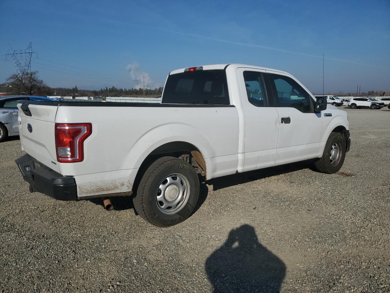 2016 Ford F-150 VIN 1FTEX1C86GFA21306 Copart auction photo, front end / rear end damage thumbnail 3