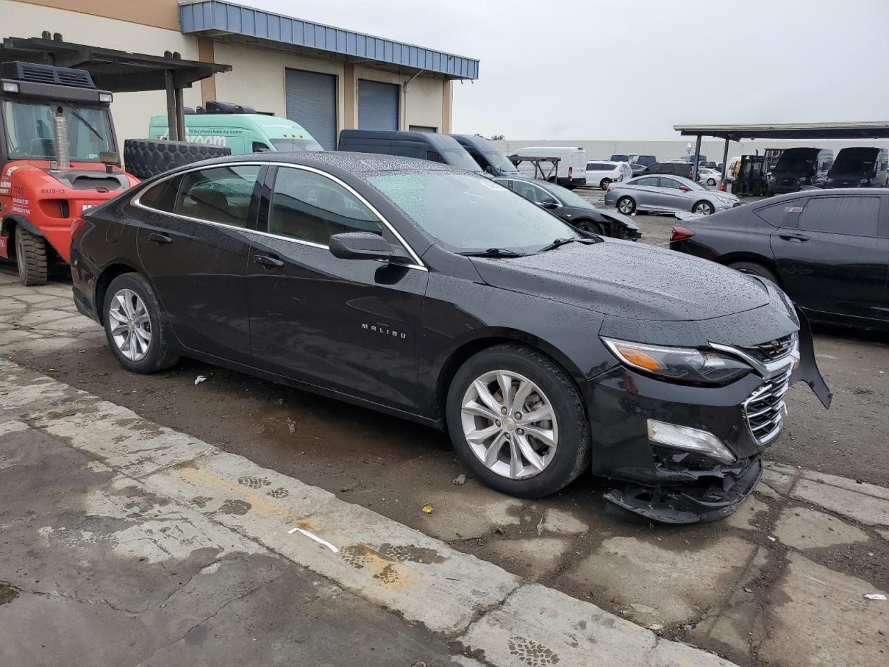 2020 Chevrolet Malibu VIN 1G1ZD5ST9LF013632 Copart auction photo, front end damage thumbnail 4