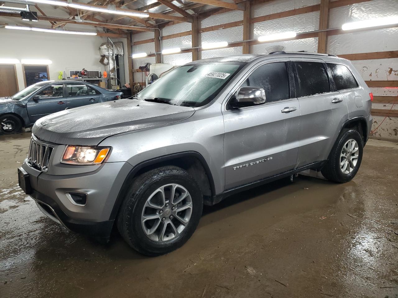2015 Jeep Grand Cherokee VIN 1C4RJFBG4FC749196