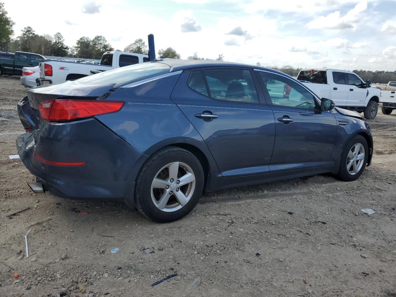 2015 KIA Optima VIN 5XXGM4A75FG469369 Copart auction photo, rear end damage thumbnail 3
