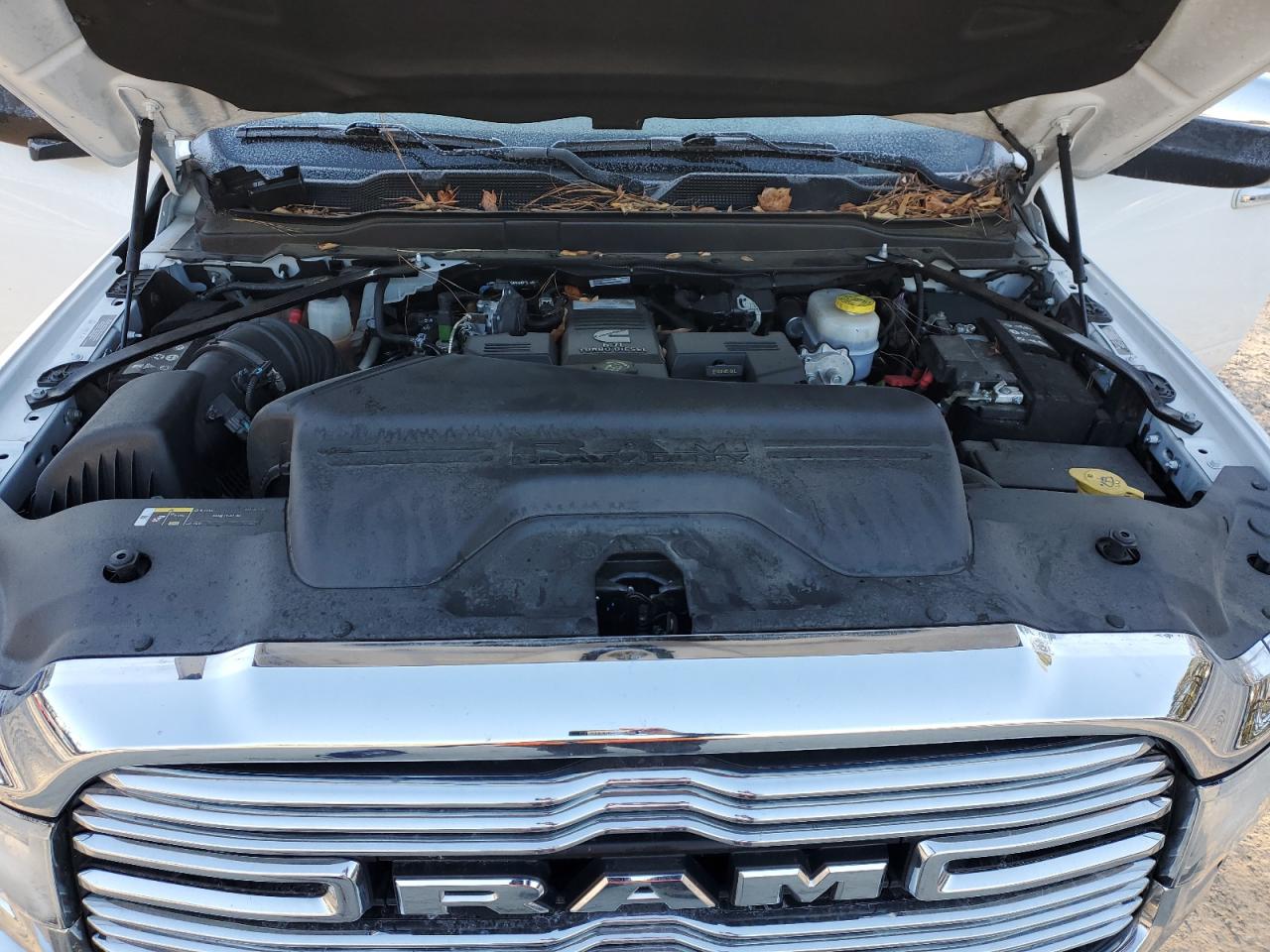 2022 RAM 2500 VIN 3C6UR5FL8NG191201 Copart auction photo, front end / minor dent/scratches damage thumbnail 11