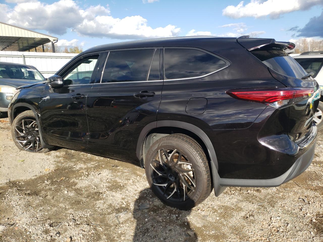2020 Toyota Highlander VIN 5TDHZRBH1LS012305 Copart auction photo, all over / undercarriage damage thumbnail 2