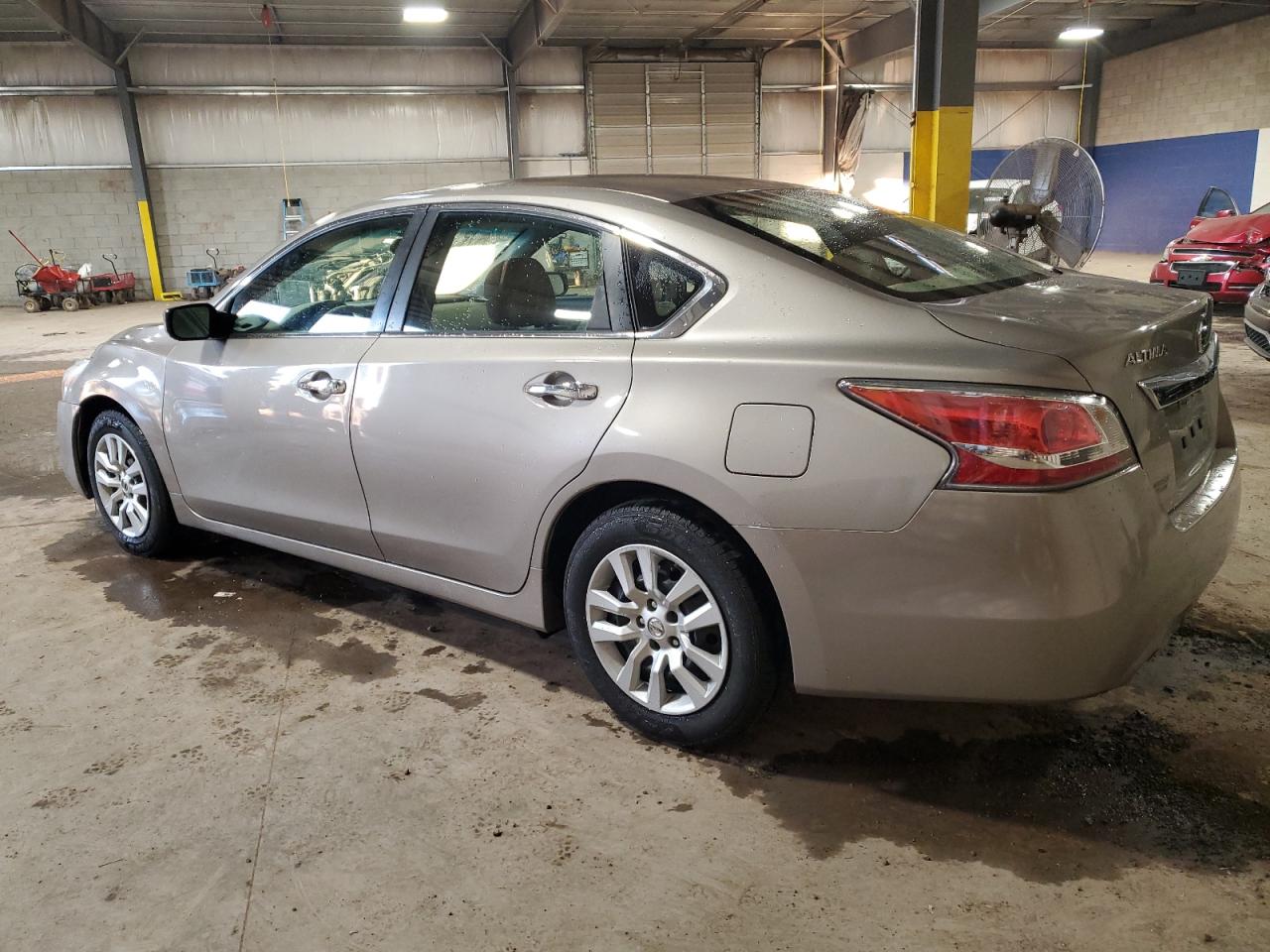 2015 Nissan Altima VIN 1N4AL3AP9FN880836 Copart auction photo, front end / side damage thumbnail 2