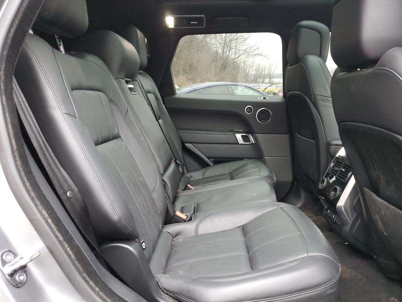 2020 Land Rover Range Rover VIN SALWR2SE3LA878274 Copart auction photo, front end damage thumbnail 11