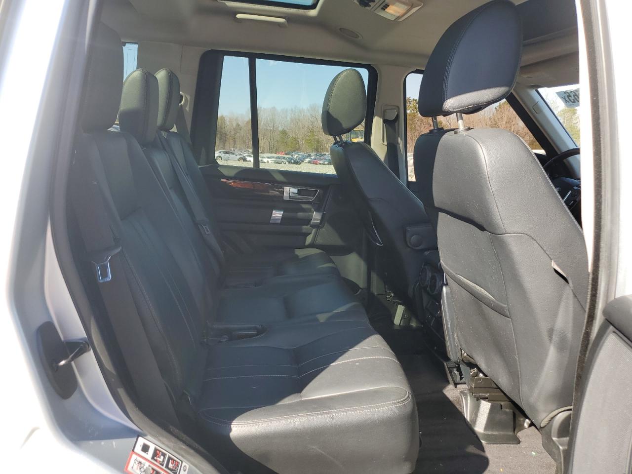 2016 Land Rover LR4 VIN SALAG2V66GA793925 Copart auction photo, normal wear damage thumbnail 11