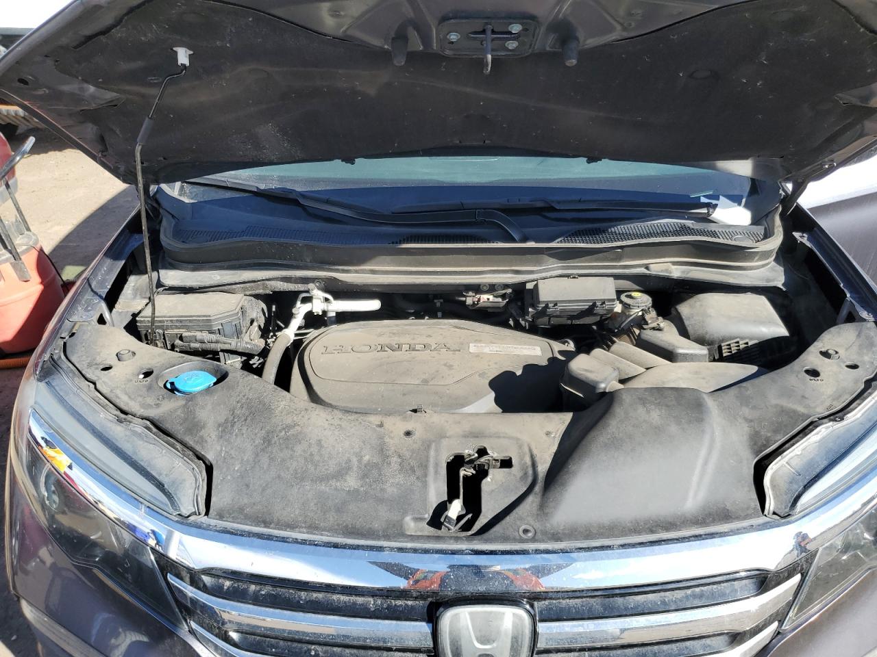 2017 Honda Pilot VIN 5FNYF6H98HB016757 Copart auction photo, rear end damage thumbnail 12