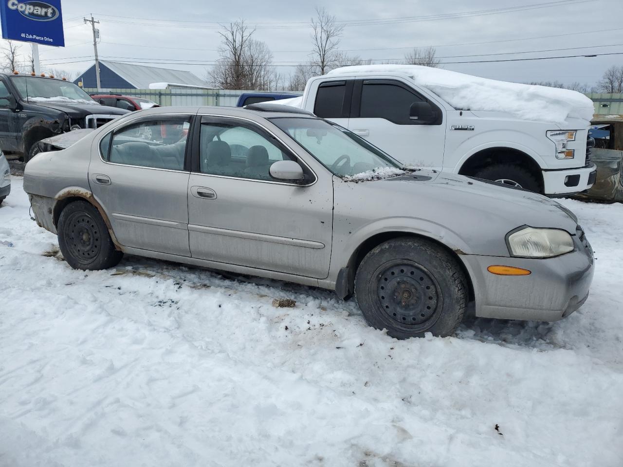 2000 Nissan Maxima VIN JN1CA31A6YT009625 Copart auction photo, rear end / minor dent/scratches damage thumbnail 4