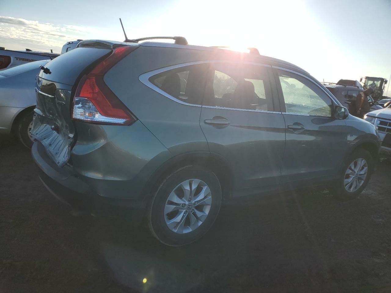2012 Honda CR-V VIN 2HKRM4H70CH613862 Copart auction photo, all over damage thumbnail 3