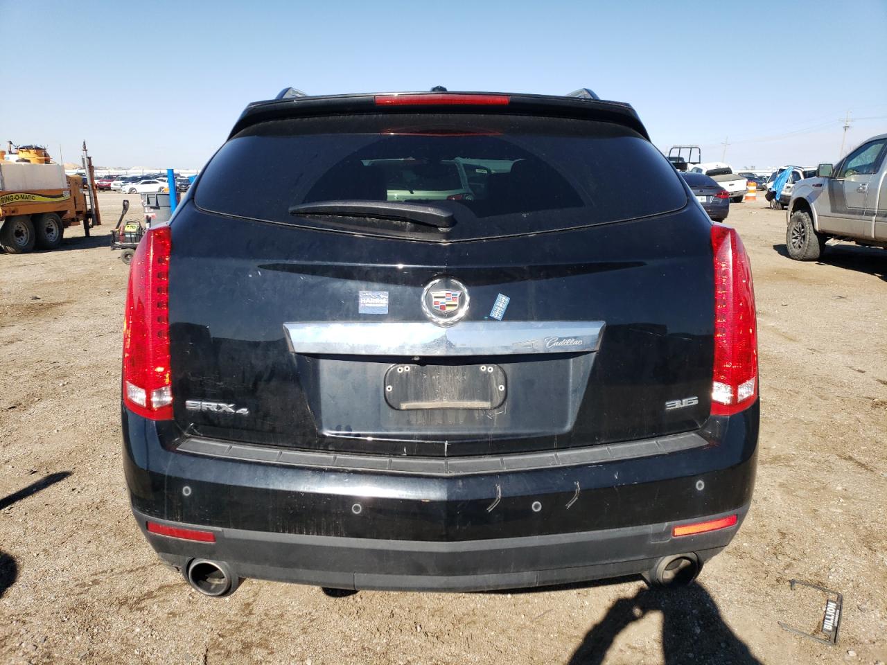 2015 Cadillac SRX VIN 3GYFNEE33FS630909 Copart auction photo, front end / rear end damage thumbnail 6
