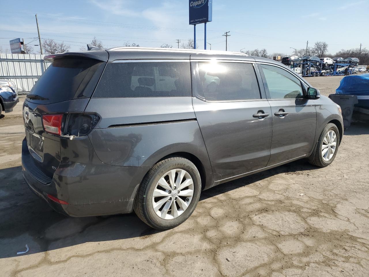 2016 KIA Sedona VIN KNDMC5C19G6183562 Copart auction photo, rear end damage thumbnail 3