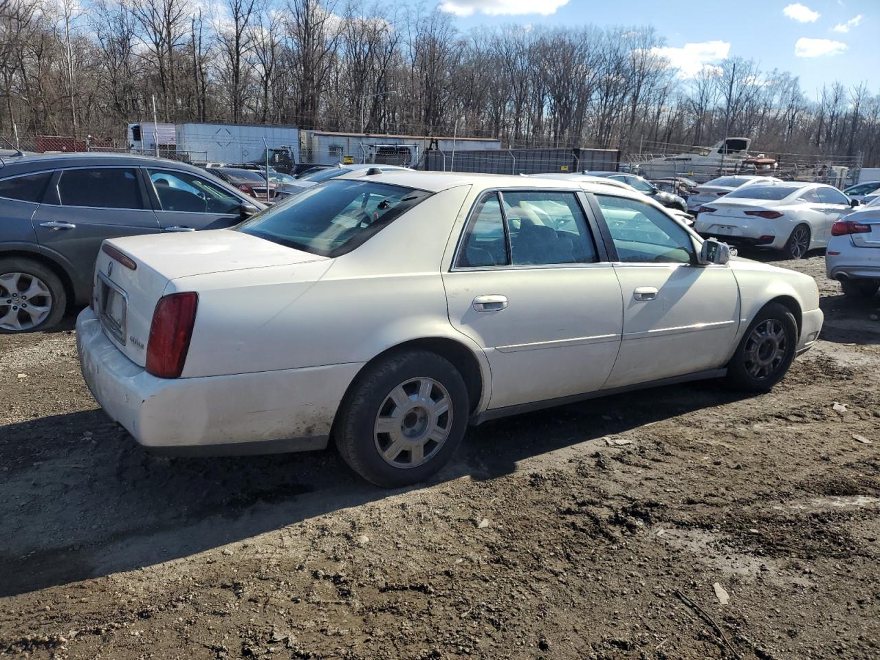 2004 Cadillac De Ville VIN 1G6KD54Y34U223001 Copart auction photo, vandalism / minor dent/scratches damage thumbnail 3