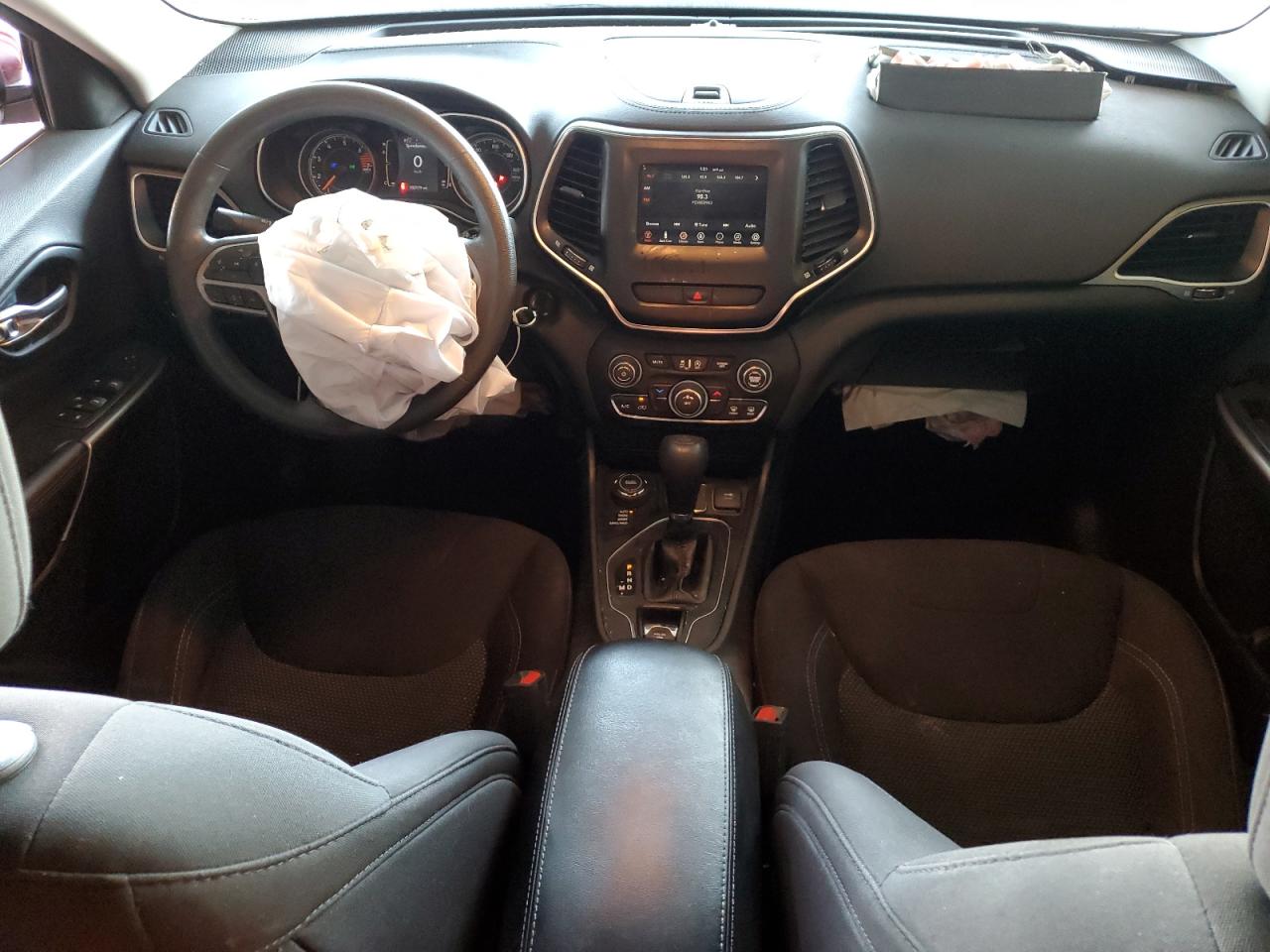 2019 Jeep Grand Cherokee VIN 1C4PJMCB9KD351260 Copart auction photo, front end damage thumbnail 8