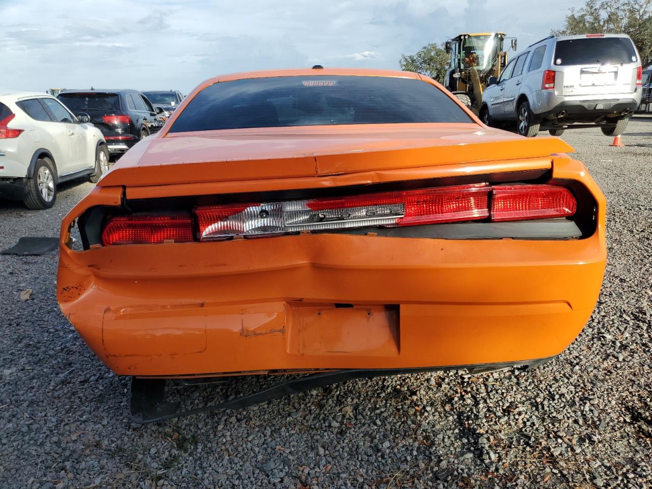 2014 Dodge Challenger VIN 2C3CDYBT5EH181952 Copart auction photo, rear end / front end damage thumbnail 6