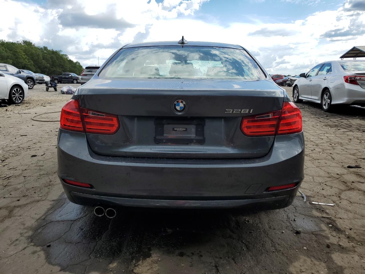 2014 BMW 3er VIN WBA3A5C53EJ463585 Copart auction photo, front end damage thumbnail 6