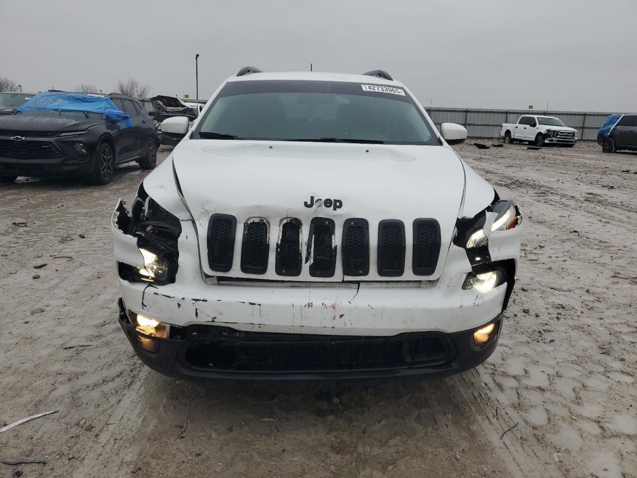 2018 Jeep Grand Cherokee VIN 1C4PJMCX5JD589634 Copart auction photo, front end damage thumbnail 5