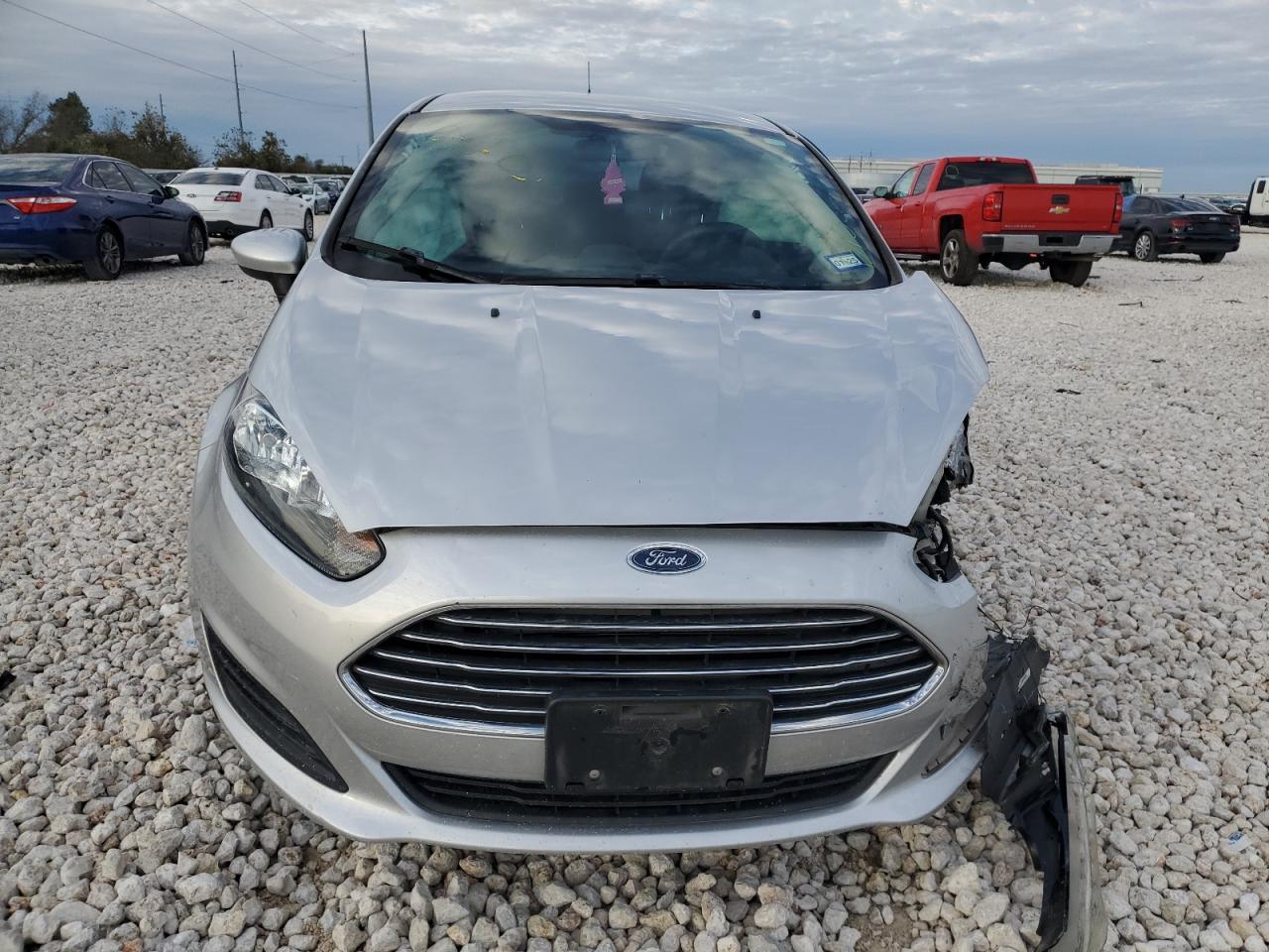 2019 Ford Fiesta VIN 3FADP4AJ7KM135526 Copart auction photo, front end / side damage thumbnail 5
