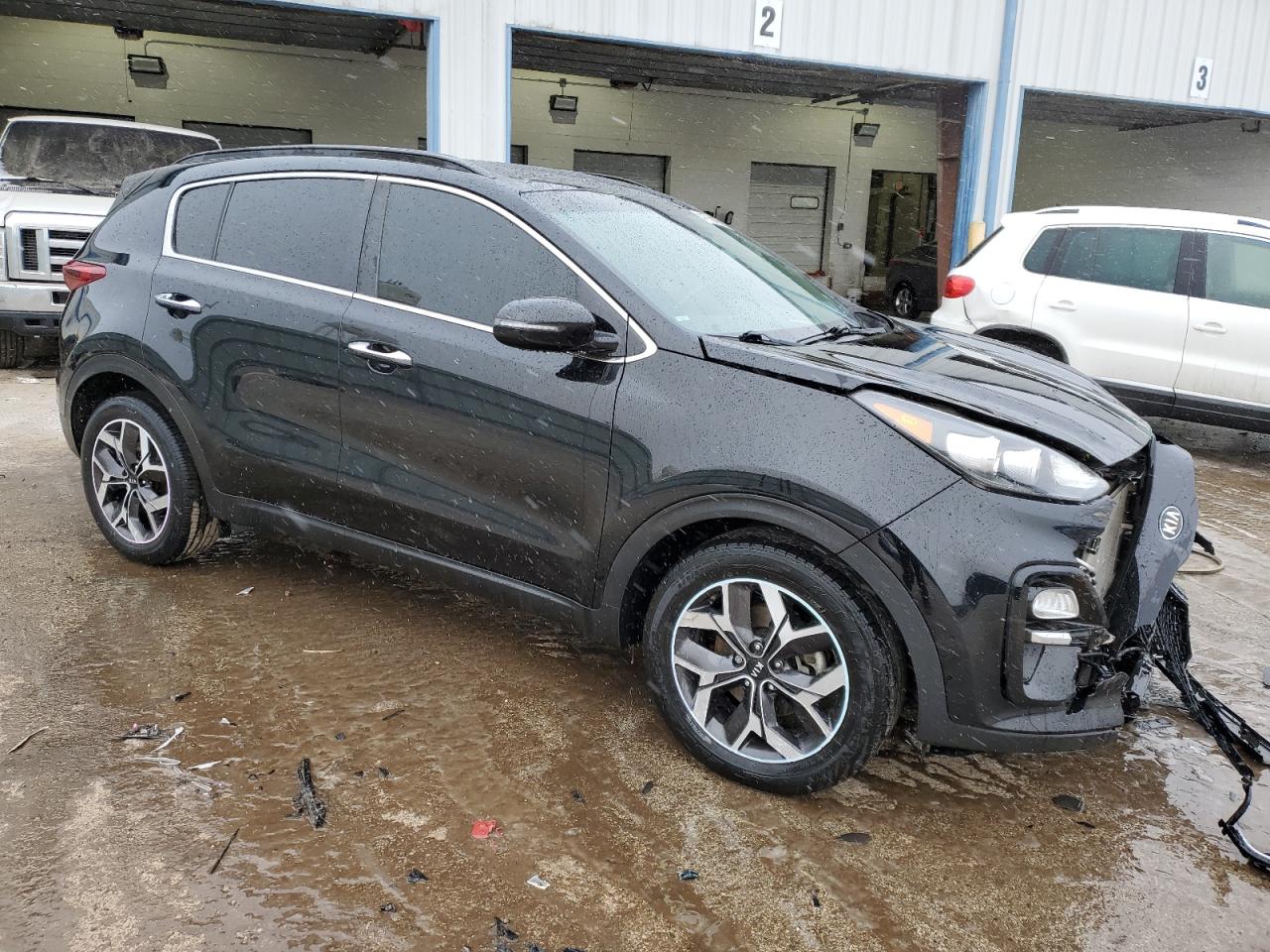 2020 KIA Sportage VIN KNDPN3AC8L7829212 Copart auction photo, front end damage thumbnail 4