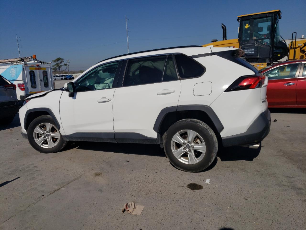 2020 Toyota RAV 4 VIN 2T3W1RFV4LC066485 Copart auction photo, front end / rear end damage thumbnail 2