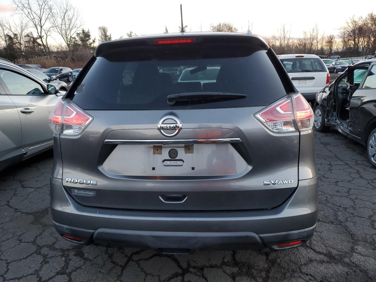 2015 Nissan Rogue VIN KNMAT2MVXFP504200 Copart auction photo, minor dent/scratches damage thumbnail 6