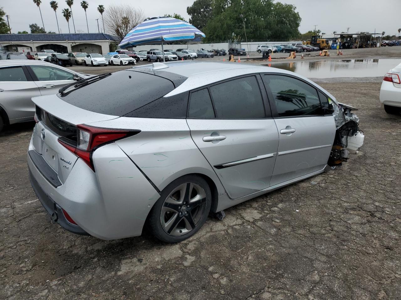 2020 Toyota Prius VIN JTDKARFU7L3108641 Copart auction photo, undercarriage / front end damage thumbnail 3