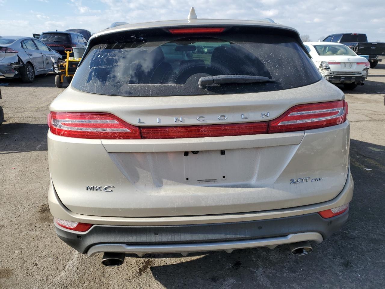 2017 Lincoln MKC VIN 5LMCJ1D90HUL53912 Copart auction photo, front end / side damage thumbnail 6