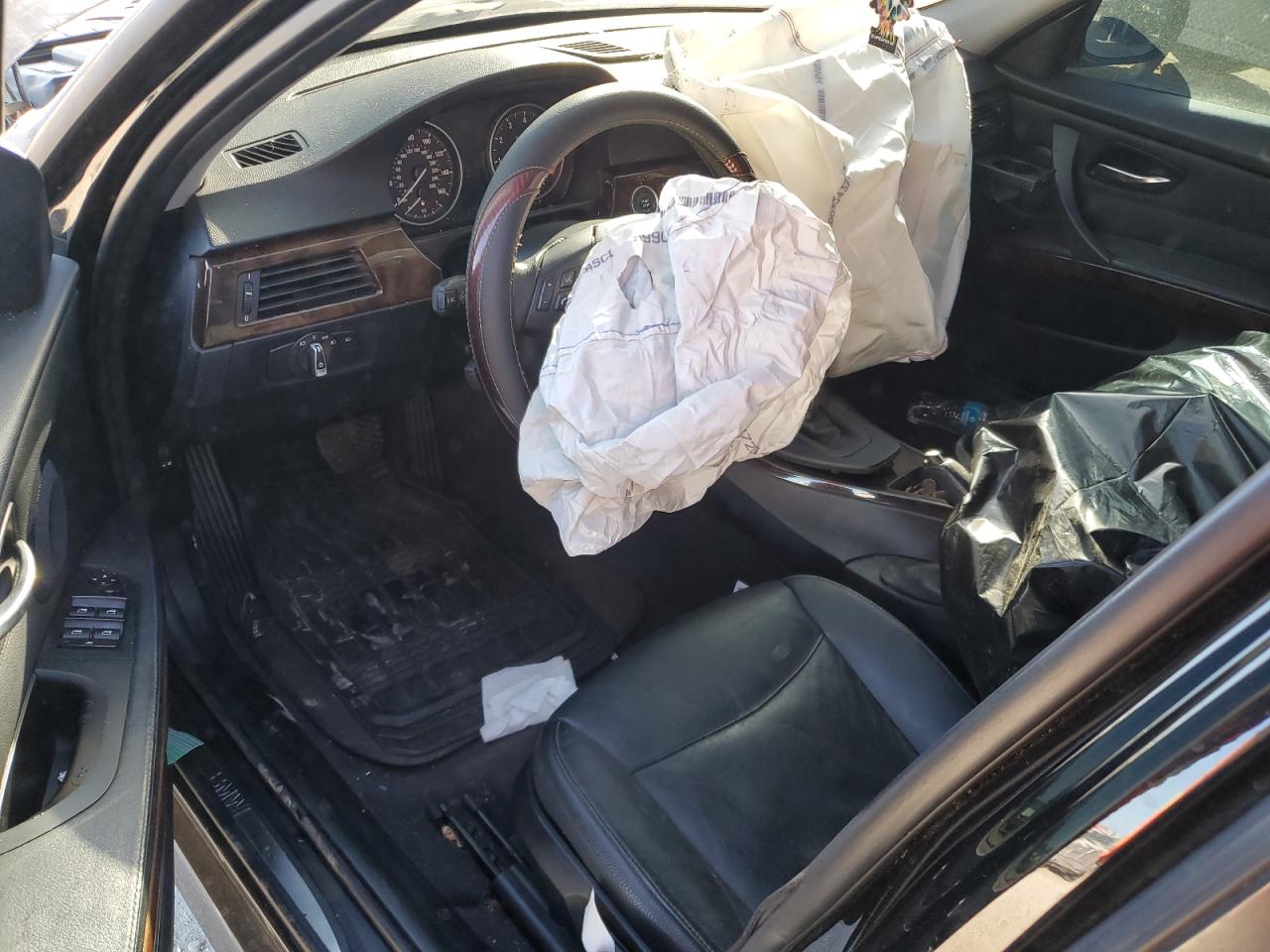 2011 BMW 3er VIN WBAPH7G55BNM55852 Copart auction photo, front end / minor dent/scratches damage thumbnail 8
