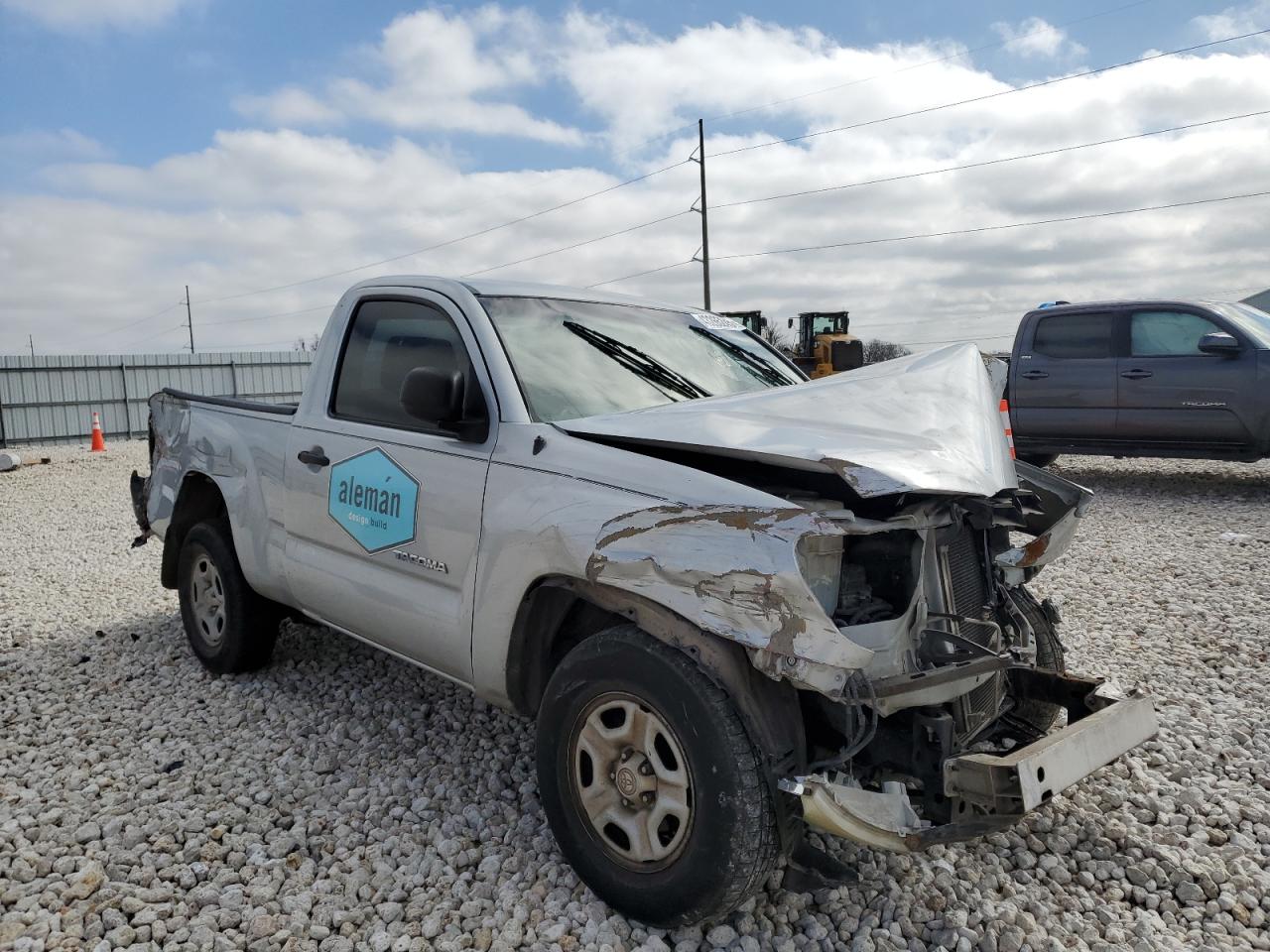 2005 Toyota Tacoma VIN 5TENX22N75Z025975 Copart auction photo, all over damage thumbnail 4