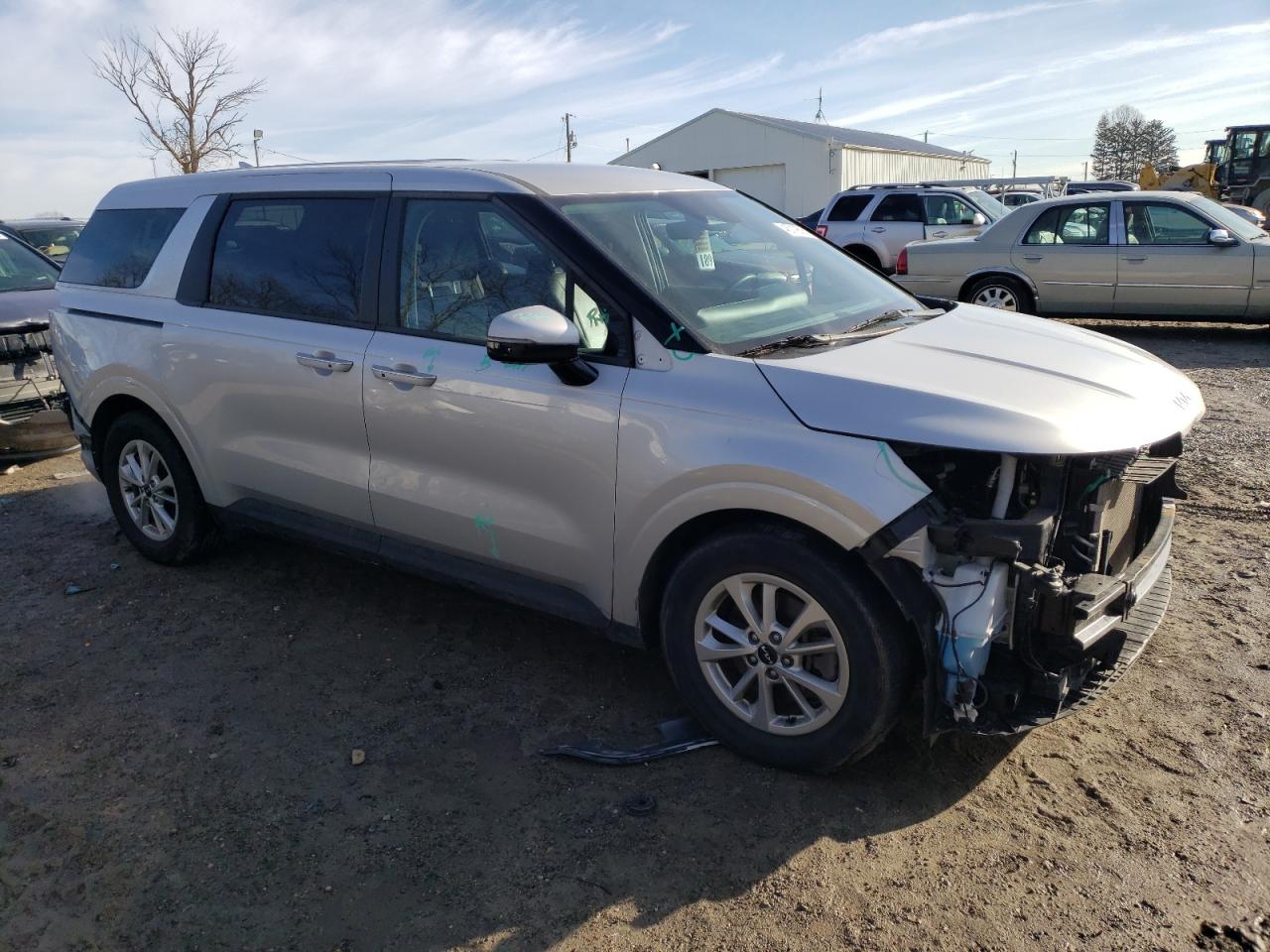 2023 KIA Carnival VIN KNDNB4H37P6197536 Copart auction photo, all over damage thumbnail 4