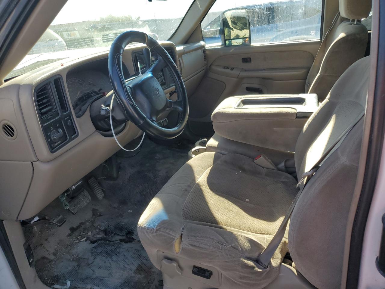 2001 Chevrolet Silverado VIN 1GCEC19V11E232175 Copart auction photo, front end damage thumbnail 7
