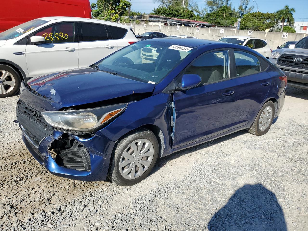 2020 Hyundai Accent VIN 3KPC24A61LE104042