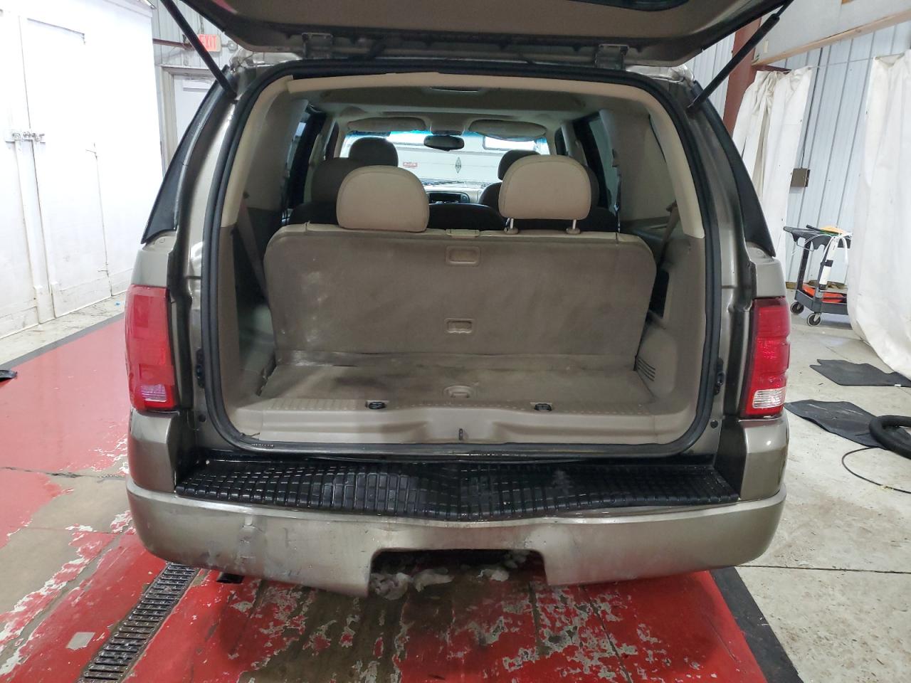 2002 Ford Explorer VIN 1FMZU73K52ZC53178 Copart auction photo, rear end damage thumbnail 6