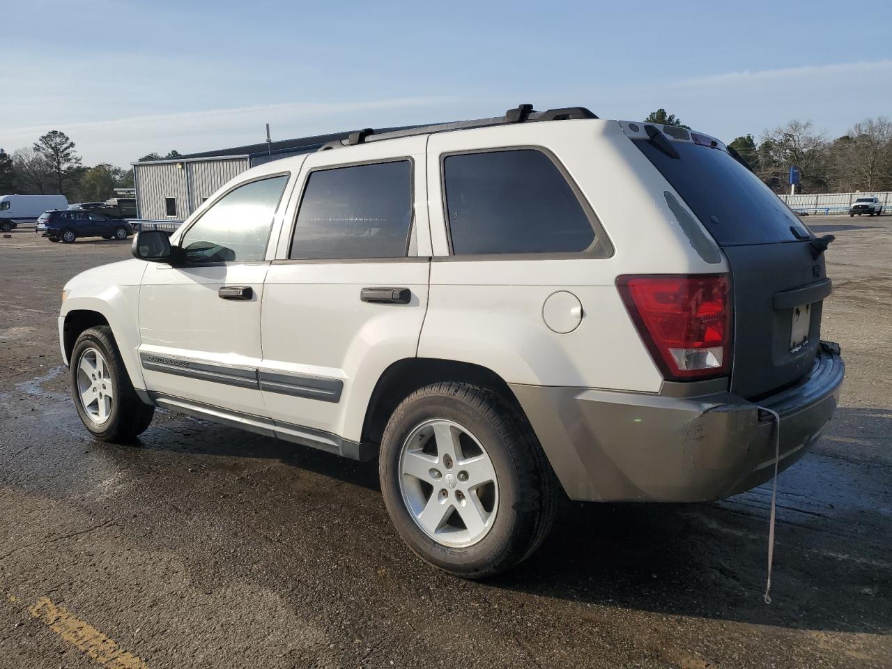 2005 Jeep Grand Cherokee VIN 1J4GS48K85C510702 Copart auction photo, rear end damage thumbnail 2