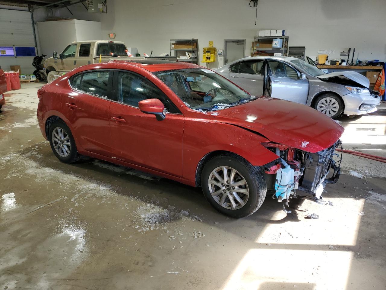 2016 Mazda 3 VIN JM1BM1X76G1315184 Copart auction photo, front end / side damage thumbnail 4