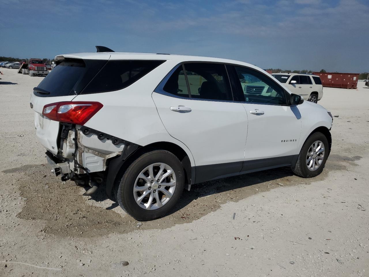 2018 Chevrolet Equinox VIN 3GNAXJEV7JS608514 Copart auction photo, rear end / front end damage thumbnail 3