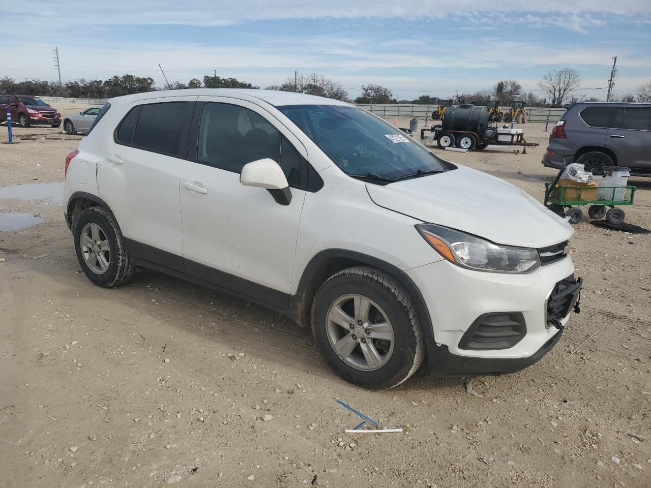 2020 Chevrolet Trax VIN KL7CJKSB8LB324310 Copart auction photo, front end / hail damage thumbnail 4