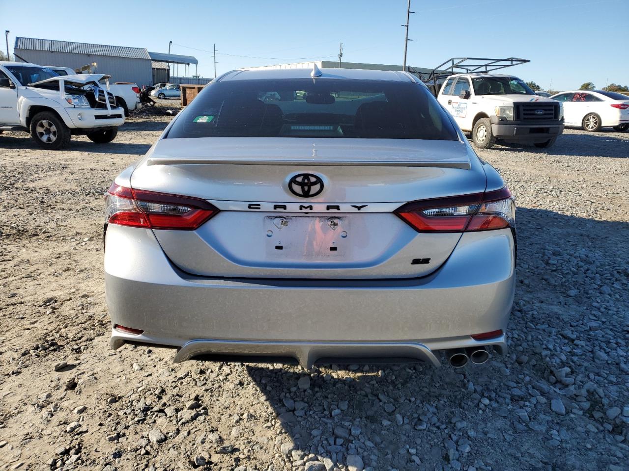 2022 Toyota Camry VIN 4T1T11AKXNU695258 Copart auction photo, front end damage thumbnail 6