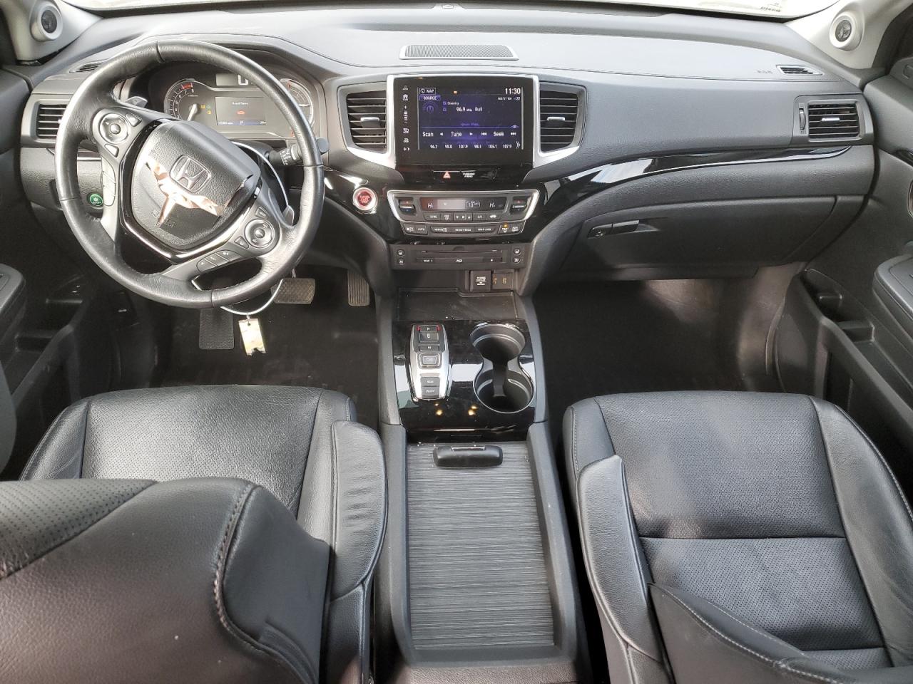 2017 Honda Pilot VIN 5FNYF6H08HB002892 Copart auction photo, front end / side damage thumbnail 8
