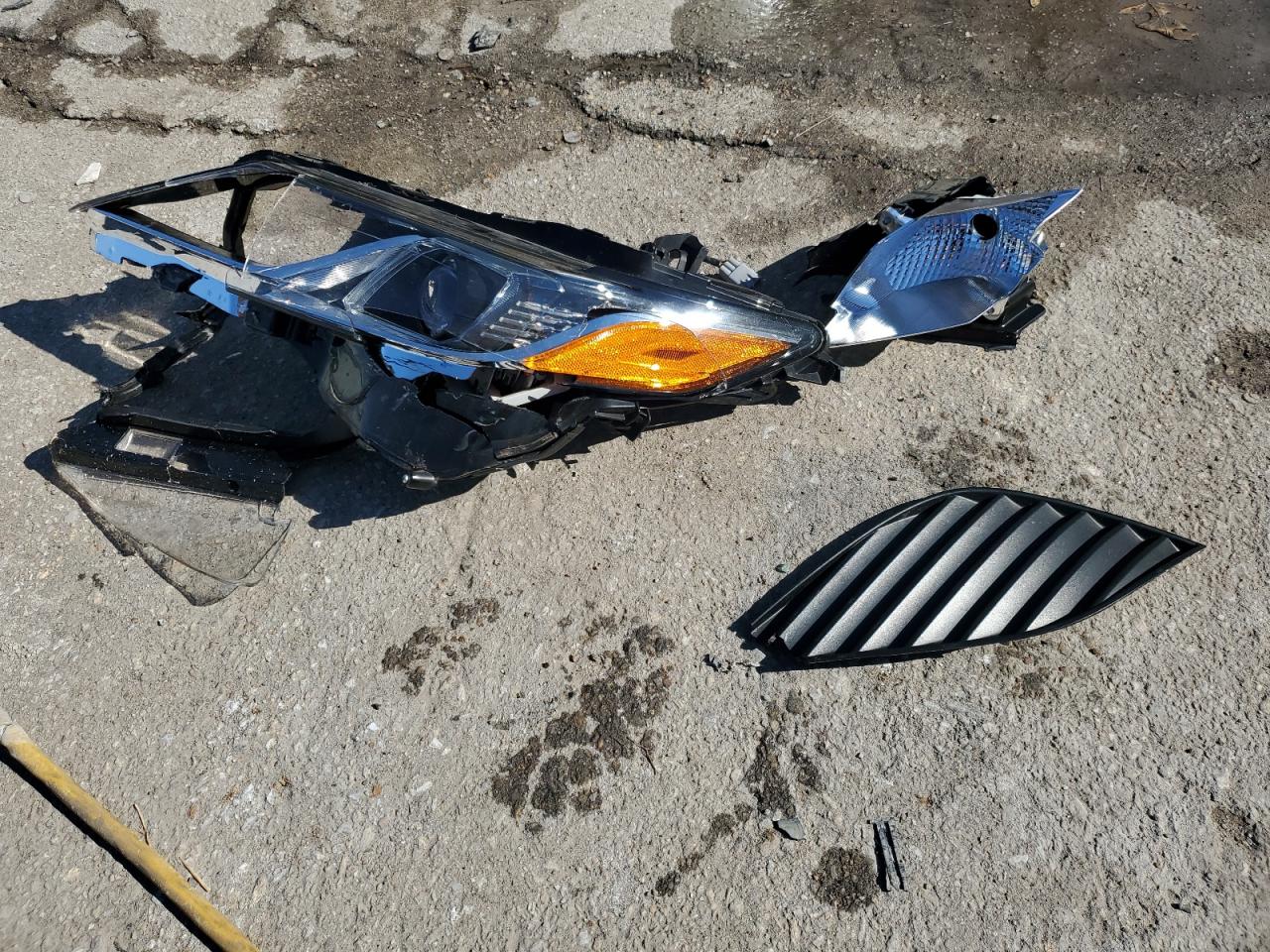 2020 Toyota Camry VIN 4T1G11AK1LU509069 Copart auction photo, front end damage thumbnail 12