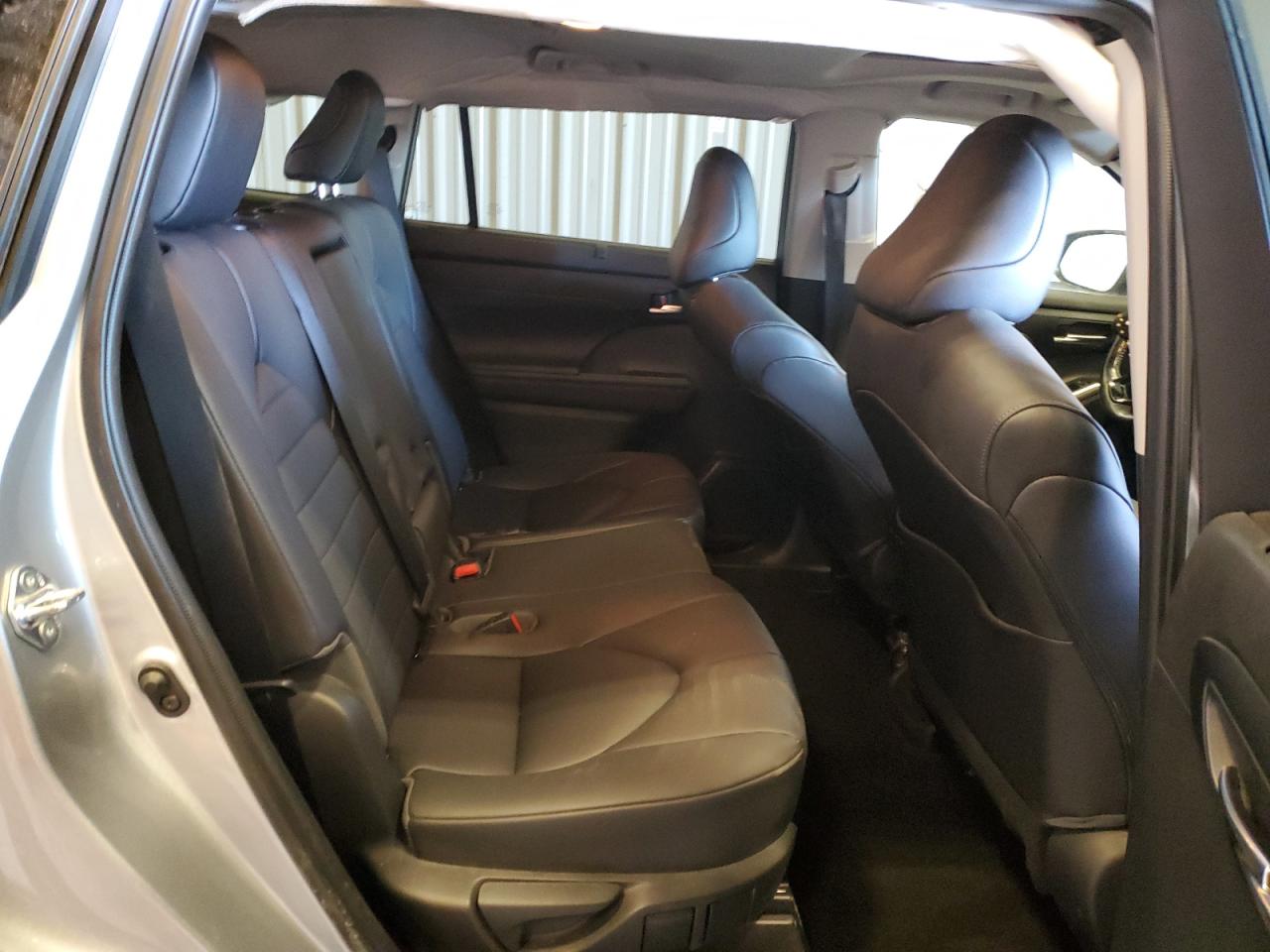 2020 Toyota Highlander VIN 5TDHZRBH9LS022788 Copart auction photo, front end damage thumbnail 11