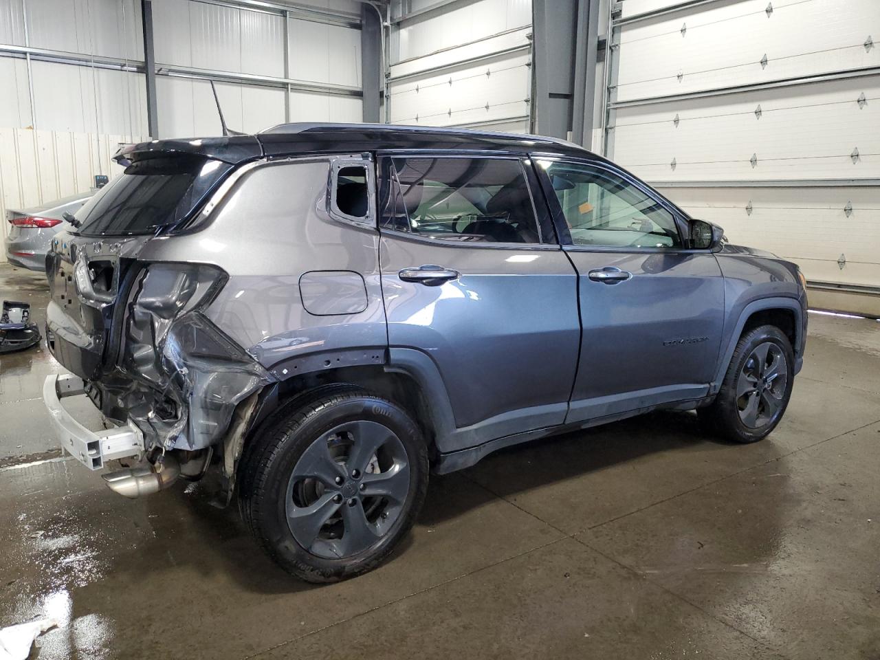 2019 Jeep Compass VIN 3C4NJDBB9KT661783 Copart auction photo, rear end damage thumbnail 3